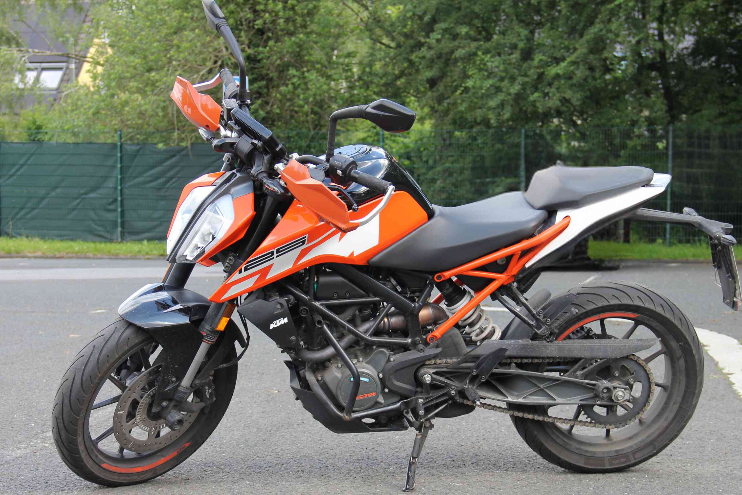 KTM Duke 125